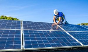 Installation et mise en production des panneaux solaires photovoltaïques à Caumont-sur-Durance